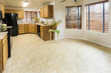 1930 SW 27th St, Redmond, OR 97756 - photo 4