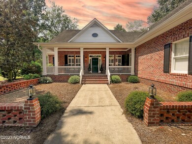 220 Sunset Courtyard