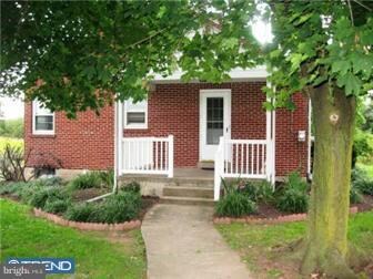 285 Wambold Rd, Harleysville, PA 19438 - photo 3