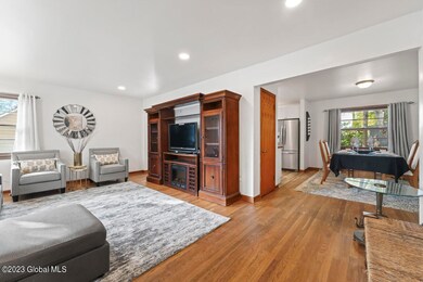 31 Hillcrest Rd, Latham, NY 12110 - photo 4