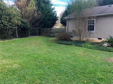 71 Edney Ln unit 3B, Arden, NC 28704 - photo 2