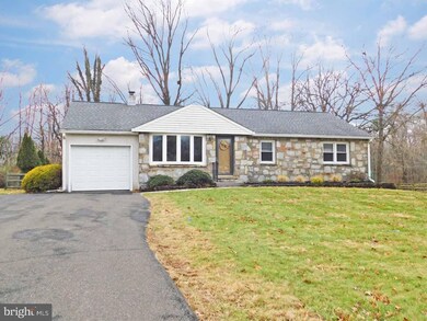 926 Bent Rd, Hatfield, PA 19440 - photo 2