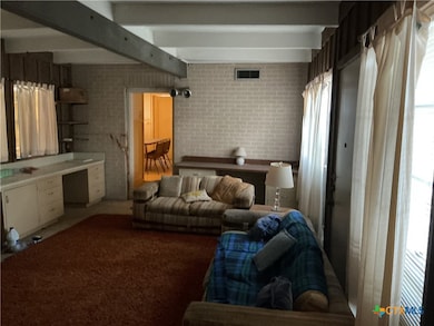 407 Wisteria Ave, Victoria, TX 77901 - photo 4