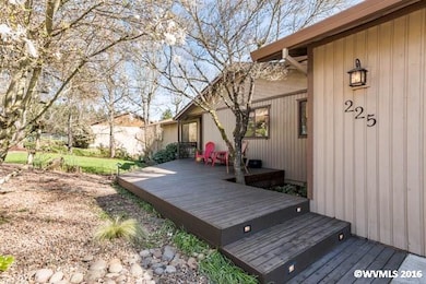 225 NW Brier Ave, Dundee, OR 97115 - photo 2