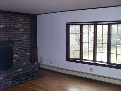 39 Northup St, Wakefield, RI 02879 - photo 2