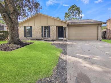 6103 Irish Hill Dr, Houston, TX 77053 - photo 2