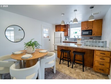 1275 Cal Young Rd, Eugene, OR 97401 - photo 7