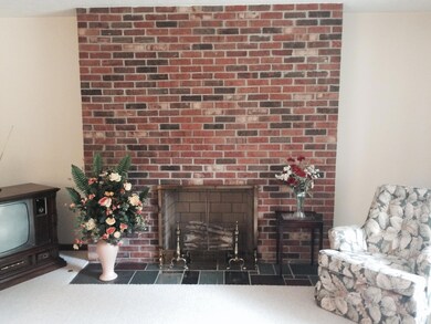 3769 Ridgewood Dr, Hilliard, OH 43026 - photo 6