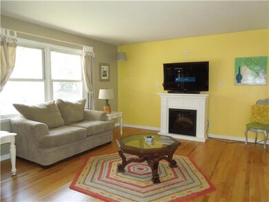 6614 Larsen Ln, Shawnee, KS 66203 - photo 5