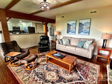 250 Creekside Way unit C-201, Burnsville, NC 28714 - photo 5