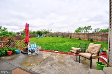 582 Bentley Dr, Inwood, WV 25428 - photo 4