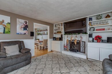 19 Sparhawk Dr, Londonderry, NH 03053 - photo 4