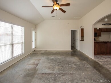 3275 S 201st East Ave, Broken Arrow, OK 74014 - photo 4