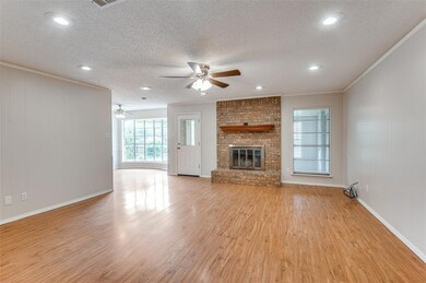 5801 Killarney Ct, North Richland Hills, TX 76180 - photo 4