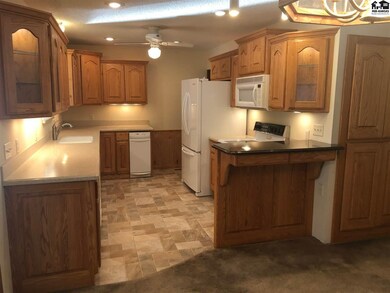 1116 Lyndon Rd, McPherson, KS 67460 - photo 6