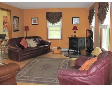 88 Johnson Rd, Uxbridge, MA 01569 - photo 7