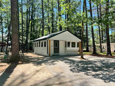 127 Merrymeeting Ln, Alton, NH 03809 - photo 2