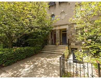 340 Tappan St unit 3, Brookline, MA 02445 - photo 2