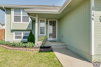 1746 SW Valley View Dr, Topeka, KS 66615 - photo 2