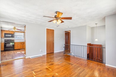 5-web-or-mls-813-strimple-ave