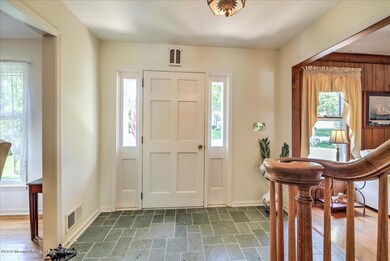 922 Teaberry Ln, Brielle, NJ 08730 - photo 3