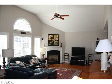 9338 Crestfield Dr, Mechanicsville, VA 23116 - photo 6