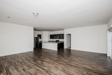 513 Scuttle Dr, Crowley, TX 76036 - photo 3