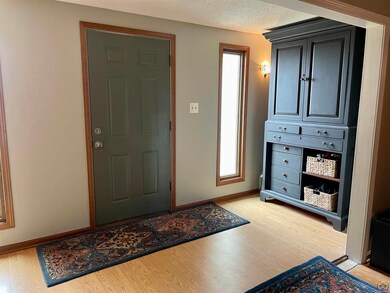 8425 SW 21st St, Topeka, KS 66615 - photo 4