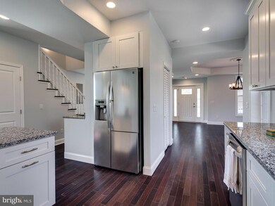 3905 48th St, Bladensburg, MD 20710 - photo 4