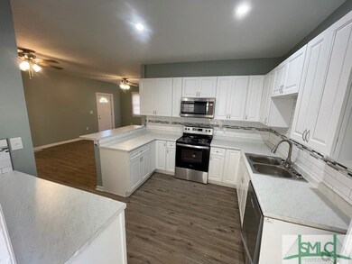1205 E Henry St, Savannah, GA 31404 - photo 7