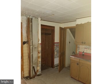 180 Washington St, Trenton, NJ 08611 - photo 6