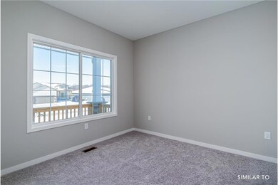 9865 Thorton Dr, Johnston, IA 50131 - photo 3