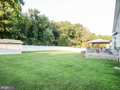 17 Bell Ln, Burlington, NJ 08016 - photo 4