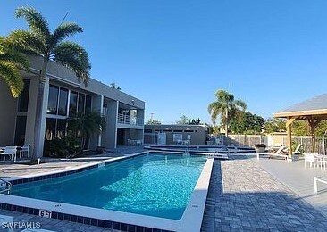 153 Santa Clara Dr unit 12, Naples, FL 34104 - photo 2
