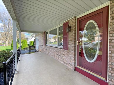 132 Jonathan Dr, Easton, PA 18045 - photo 5