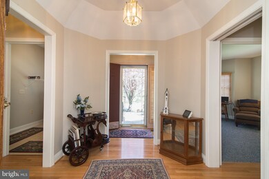 80 S Tamarac Dr, Shepherdstown, WV 25443 - photo 5