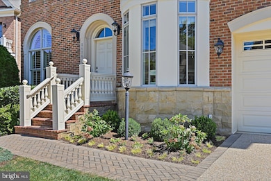 8424 Falcone Pointe Way, Vienna, VA 22182 - photo 3