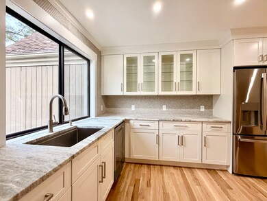 133 Bannock Ln unit A, Stratford, CT 06614 - photo 5