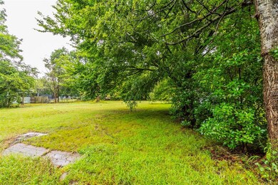 1014 Pine St, Bonham, TX 75418 - photo 6