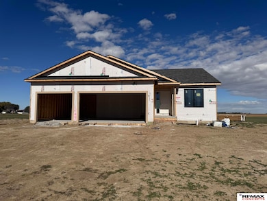 1903 E 17th St, York, NE 68467 - photo 2