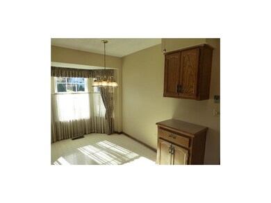 Kitchen w/eating area