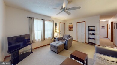 87 Jessica Dr unit 7, Gettysburg, PA 17325 - photo 5