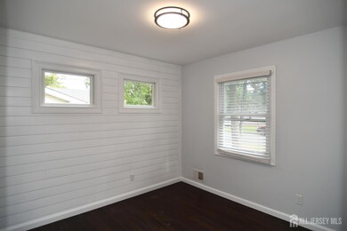 914 Neville St, Toms River, NJ 08753 - photo 5