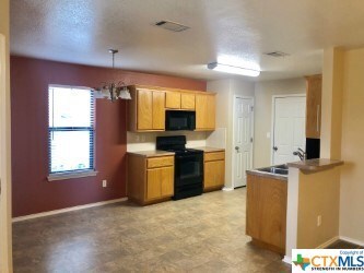 1211 Travis Cir, Copperas Cove, TX 76522 - photo 2