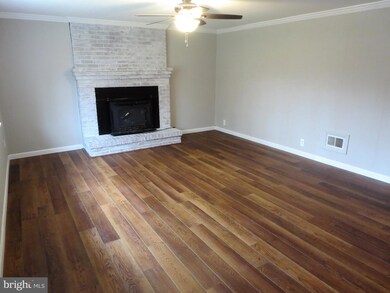 188 Monticello Dr, Colonial Beach, VA 22443 - photo 2