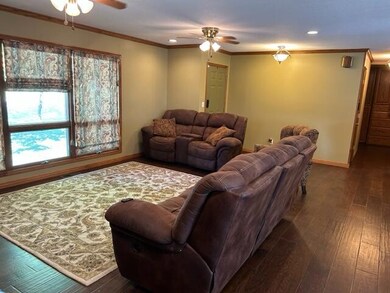 20069 Pratt Rd, Parsons, KS 67357 - photo 6