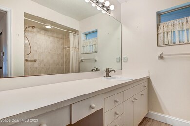 4630 Mstr Bath