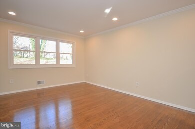 4511 Kinmount Rd, Lanham, MD 20706 - photo 2