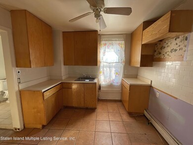 199 van Duzer St, Staten Island, NY 10301 - photo 3