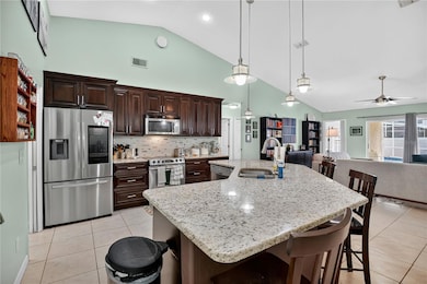 10805 Oak Glen Cir, Orlando, FL 32817 - photo 7